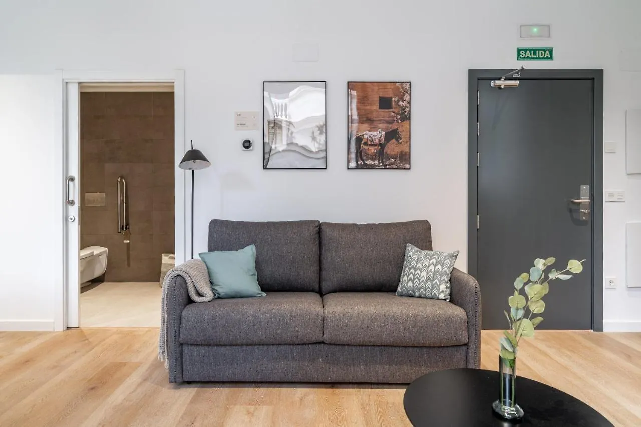 Limehome Sevilla Calle Granada דירה סביליה