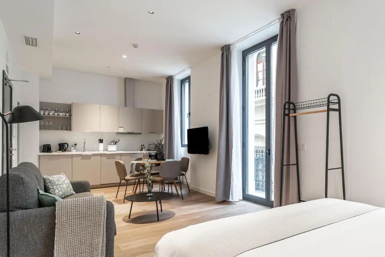 Limehome Sevilla Calle Granada 0*, סביליה ספרד