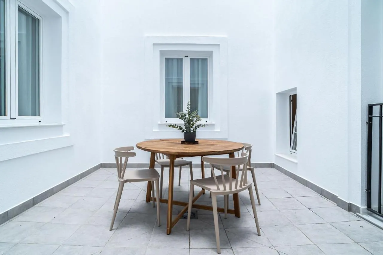 Limehome Sevilla Calle Granada סביליה