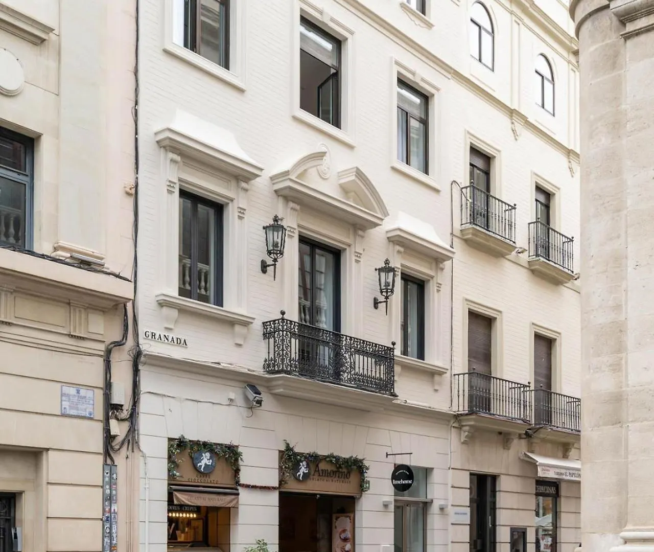 Limehome Sevilla Calle Granada ספרד