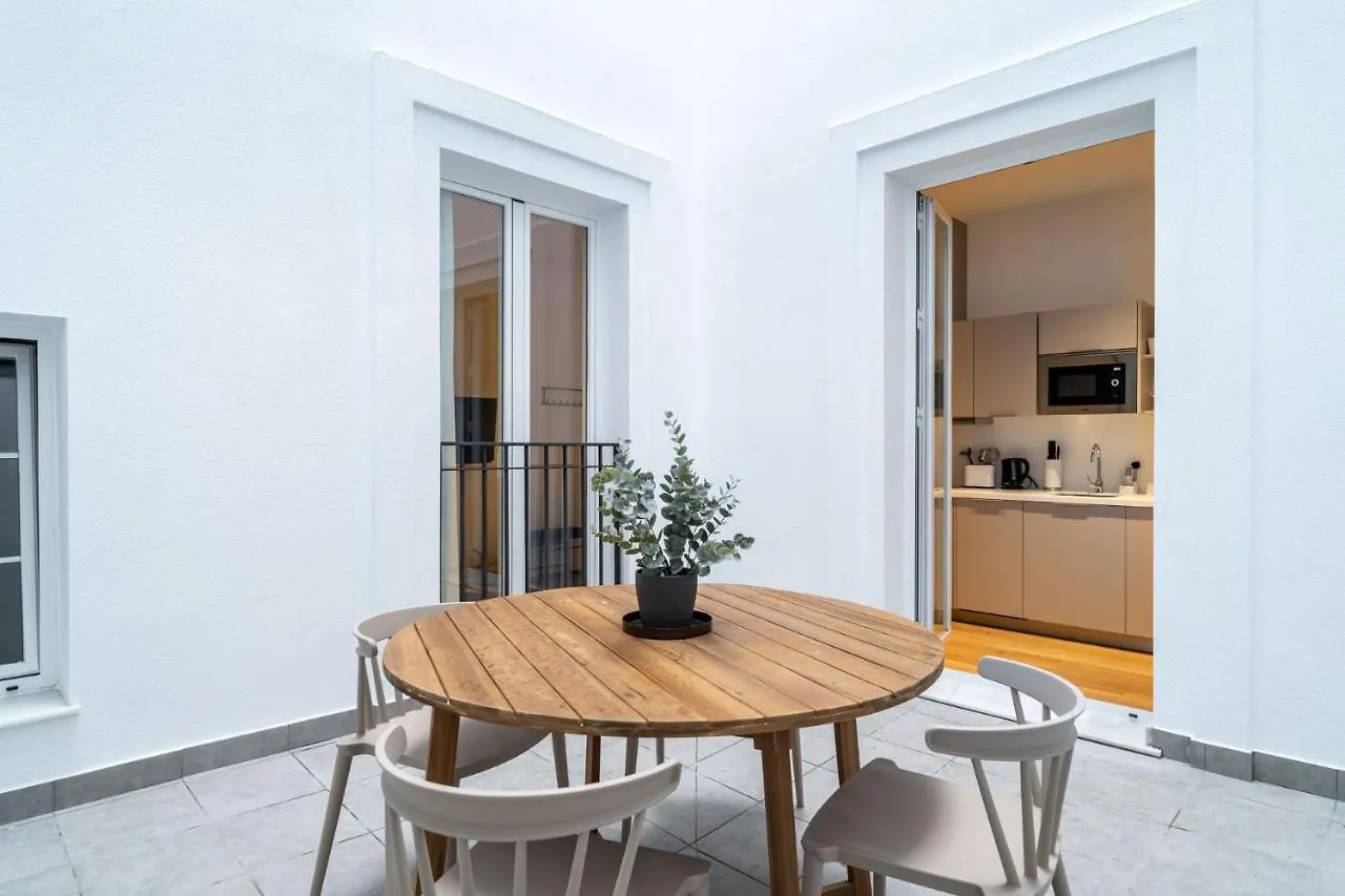 Limehome Sevilla Calle Granada Seville